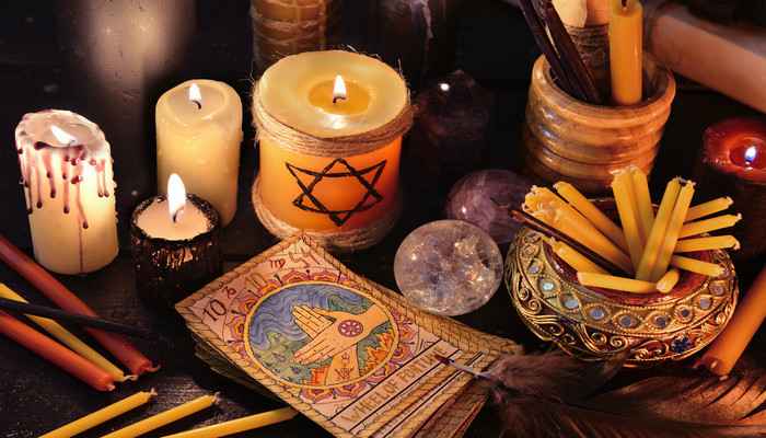Подготовте для ритуала свечи